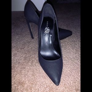 Rock & Republic Black Pumps